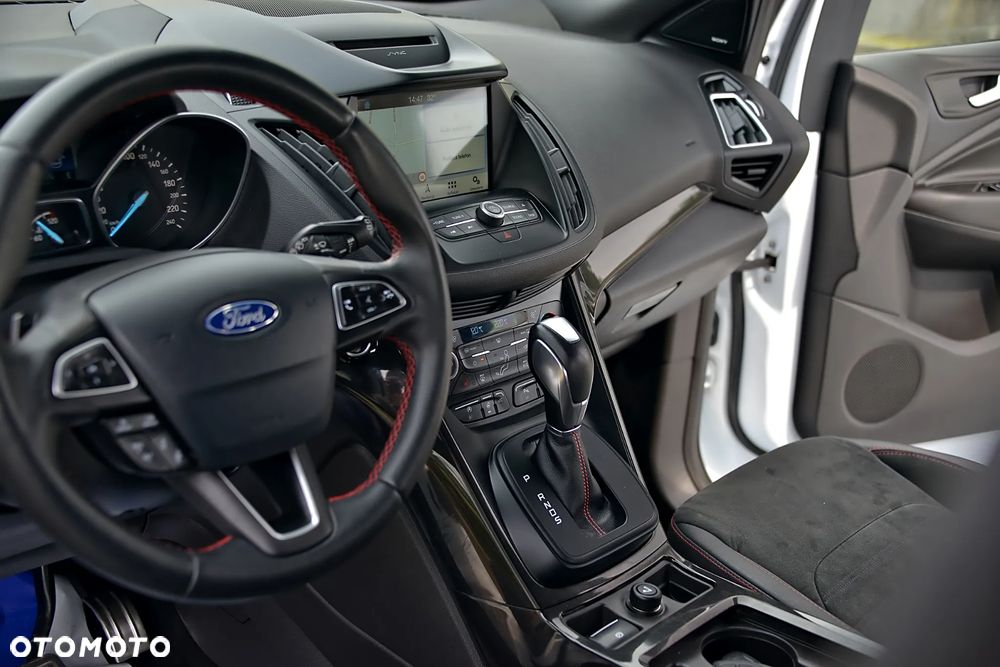 Ford Kuga 2.0 TDCi 4x4 ST-Line - 27