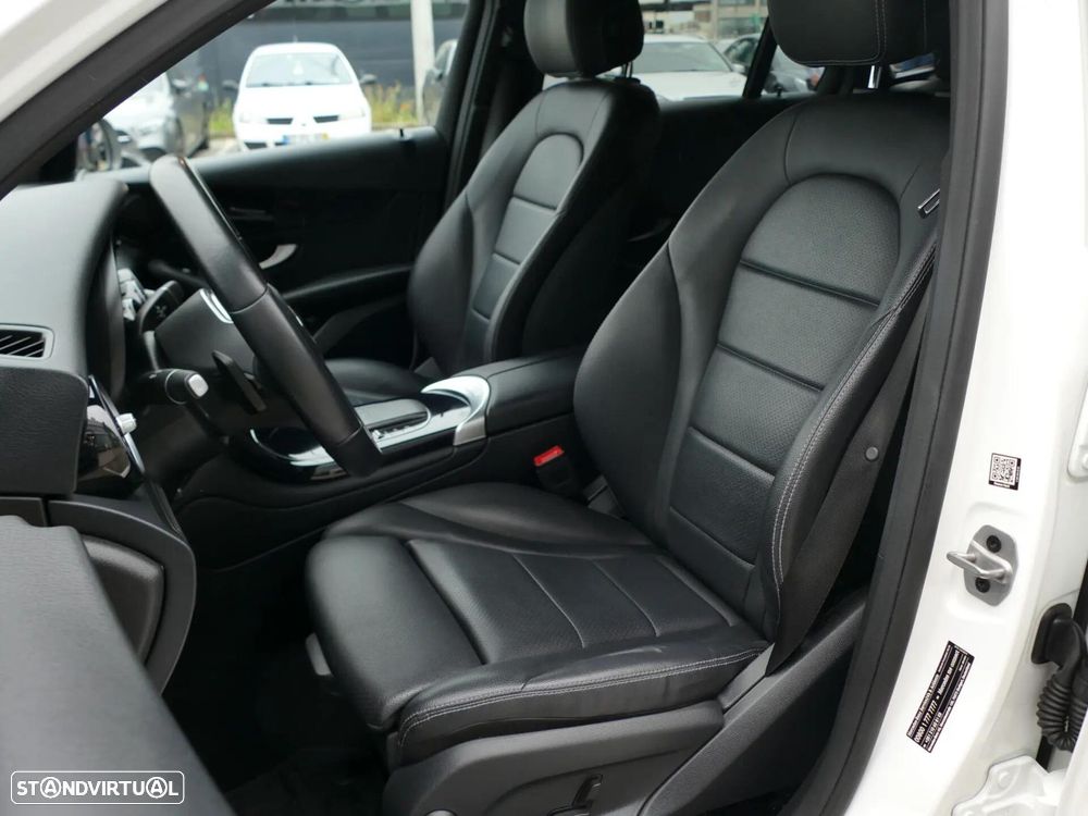 Mercedes-Benz GLC 300 de Coupé 4Matic - 27