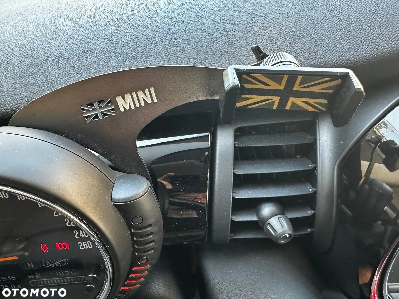 MINI Cooper Standard - 17