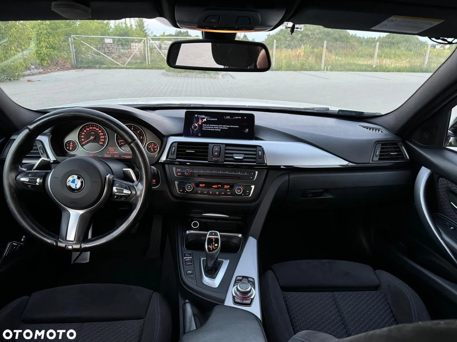 BMW Seria 3 330d M Sport EU6 - 9