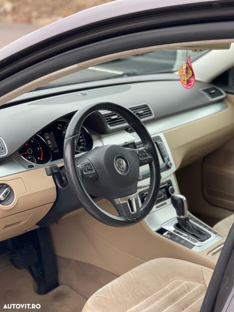 Volkswagen Passat 2.0 TDI Blue TDI DSG Comfortline - 6