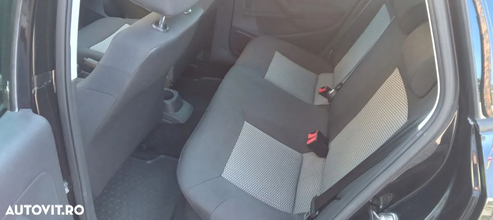 Volkswagen Polo - 7
