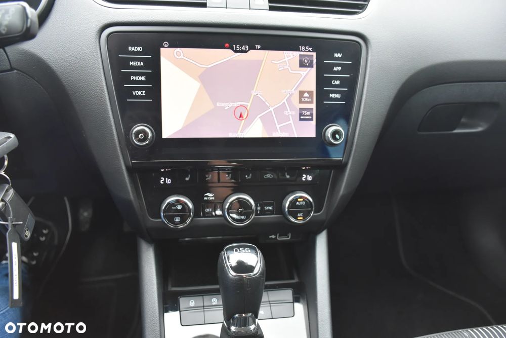 Skoda Octavia 2.0 TDI DSG Ambition - 17