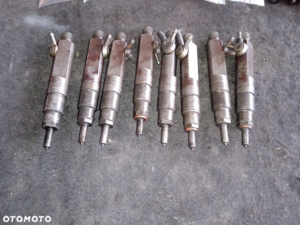 WTRYSK WTRYSKIWACZ AUDI A6 C4 2.5 TDI 046130201F - 1