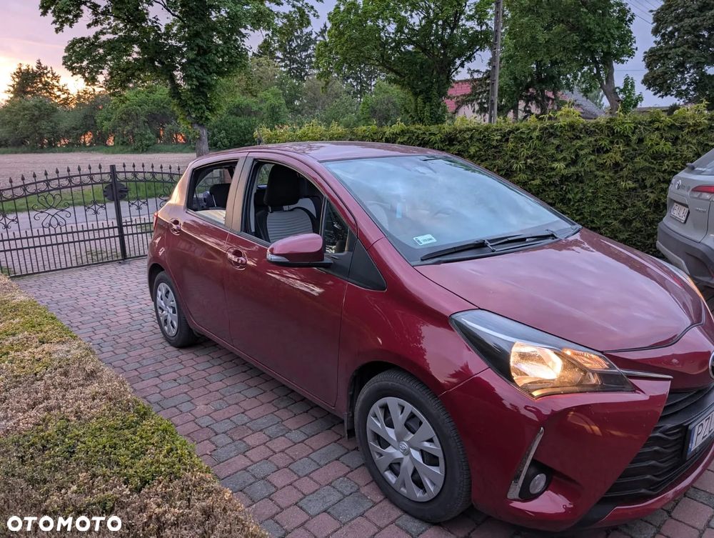 Toyota Yaris - 4