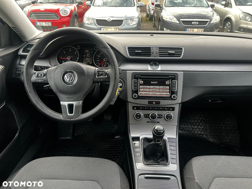 Volkswagen Passat Variant 2.0 TDI BlueMotion Technology Comfortline - 5