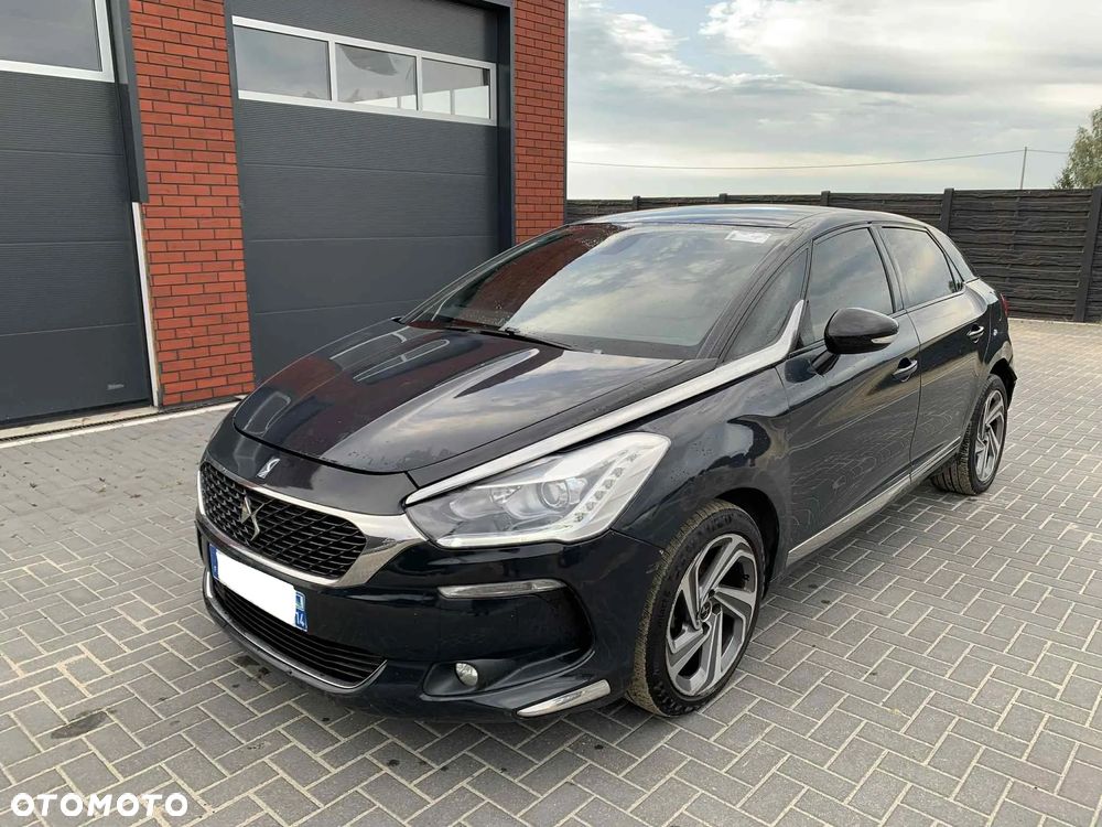 Citroën DS5 BlueHDi 120 EAT6 - 6