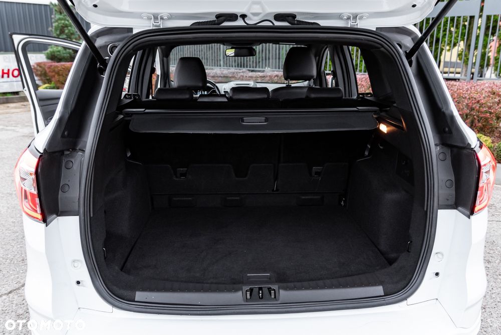 Ford Kuga 2.0 TDCi 4x4 ST-Line - 17