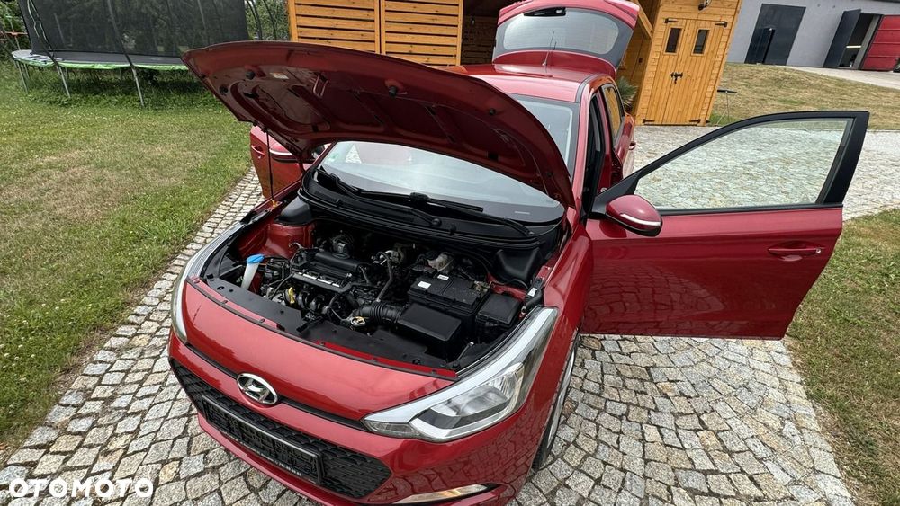 Hyundai i20 - 18