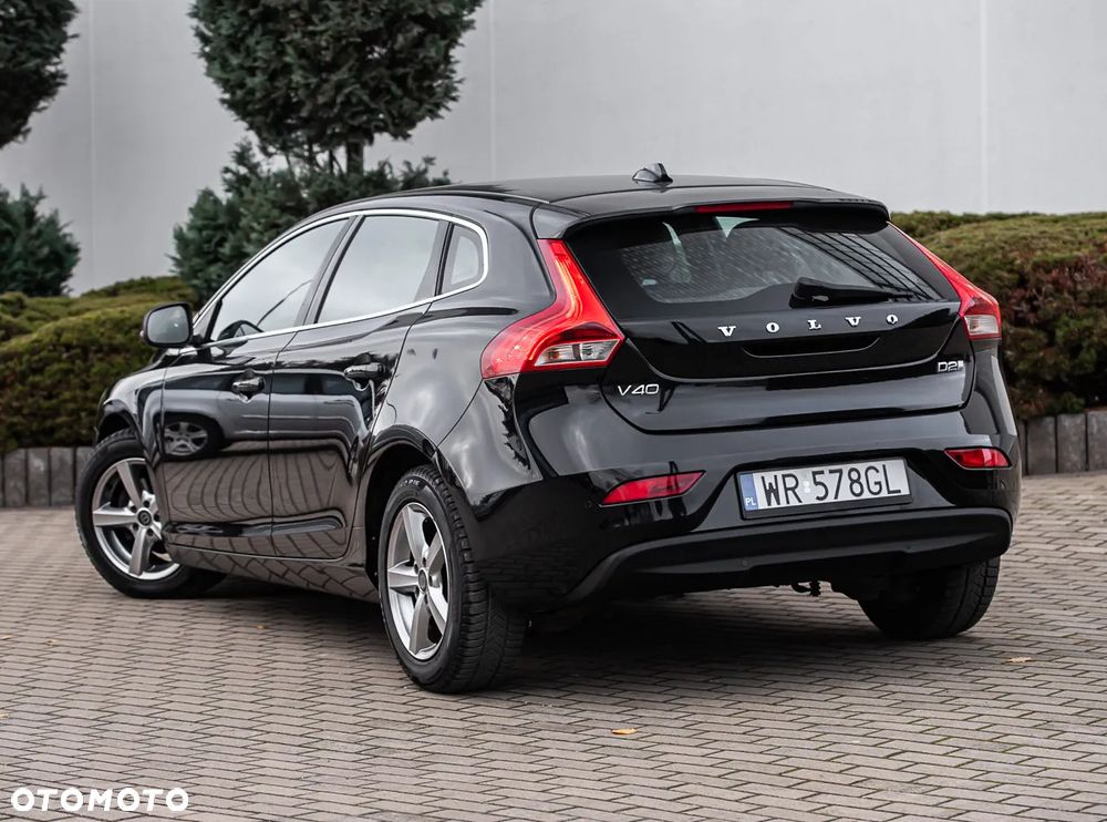 Volvo V40 D2 Inscription - 9