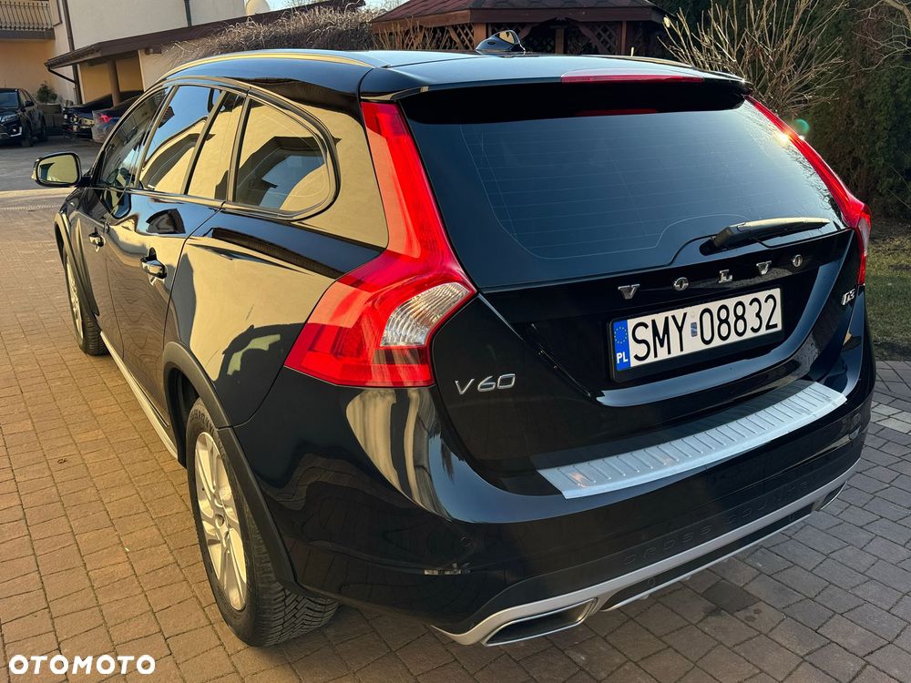 Volvo V60 Cross Country D3 Geartronic Kinetic - 6