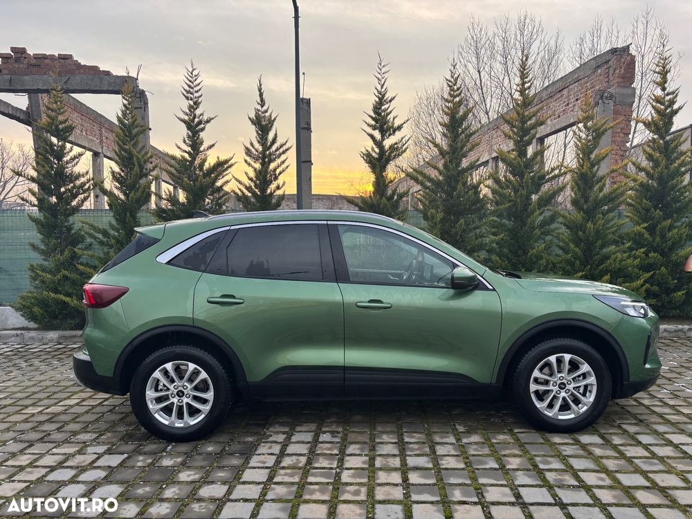 Ford Kuga 1.5 EcoBoost A8 FWD Titanium - 2