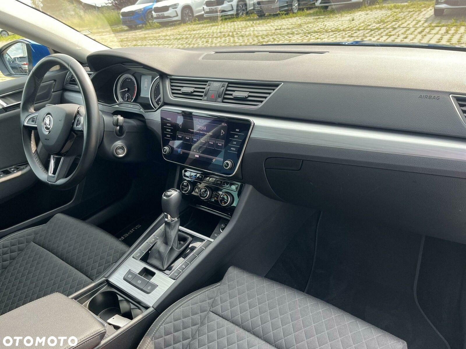 Skoda Superb 2.0 TSI Ambition DSG - 11