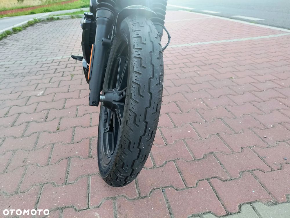 Harley-Davidson Sportster Nightster 975 - 11