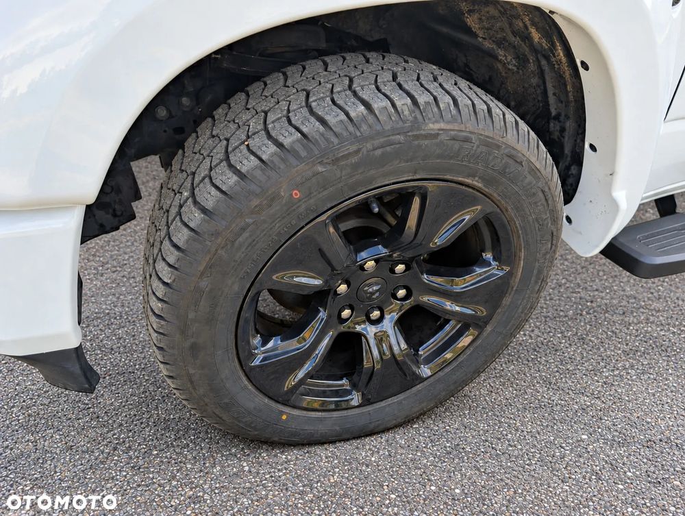 RAM 1500 Crew Cab Shortbed Bighorn - 10