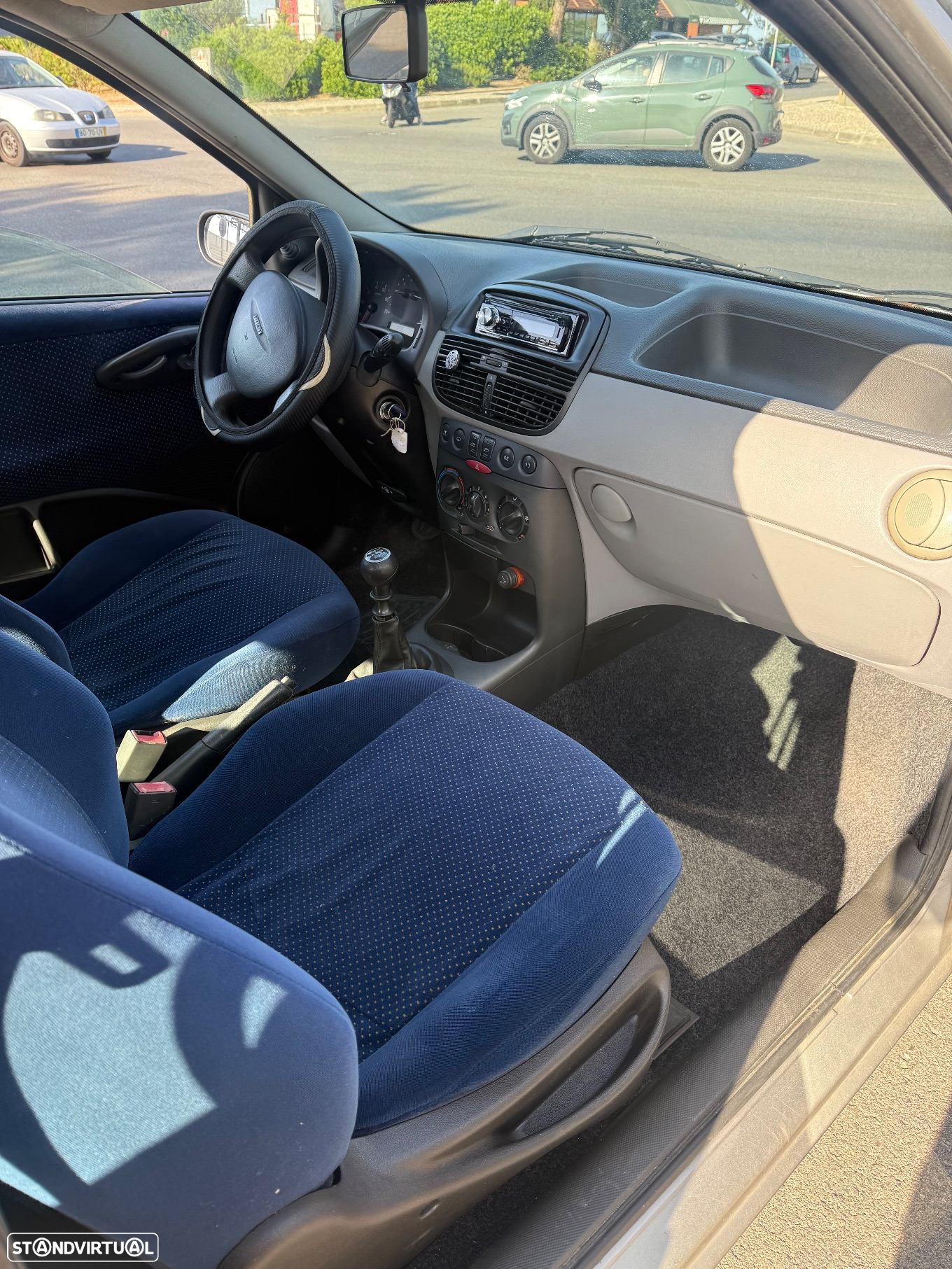 Fiat Punto 1.2 16V 80 Sport - 5