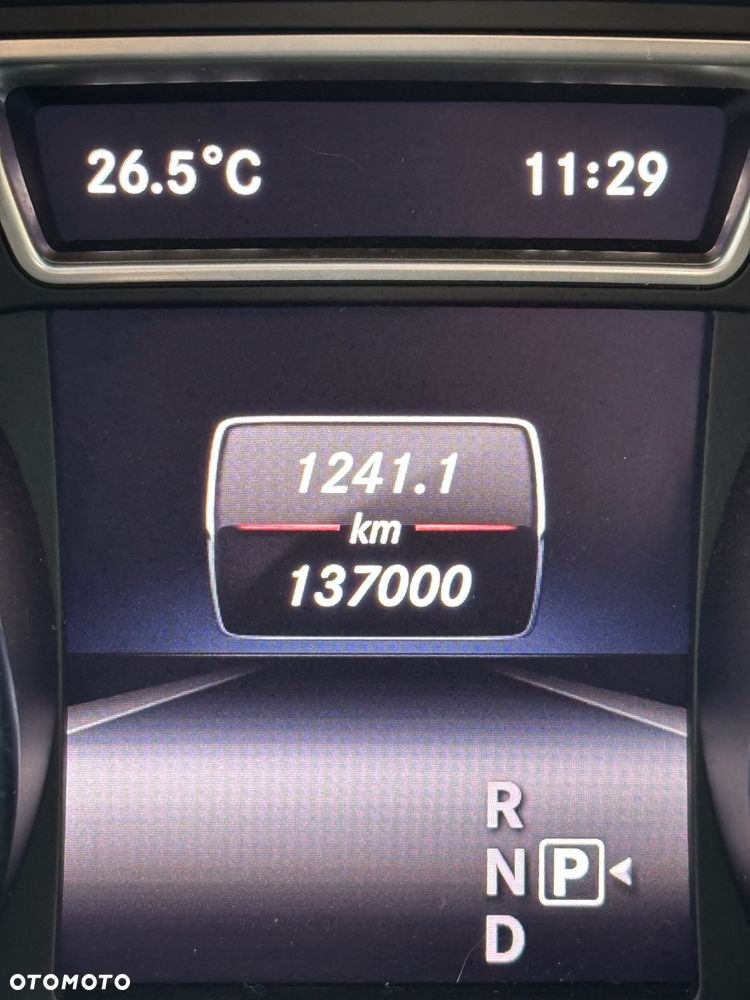 Mercedes-Benz CLA 180 7G-DCT AMG Line - 11