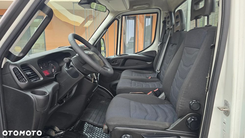 Iveco DAILY 3.0 180KM 10EP 72C18❗❗ŁADOWNOŚĆ 4 TONY / ZABUDOWA ROMCAR 5.20M / SKRZYNIA OTWARTA / ROSTAW OSI 4.35 / SKRZYNIA MANUALNA / TEMPOMAT / BURTY 40CM / SALON POLSKA / 1 WŁASCICIEL -❗❗ - 22