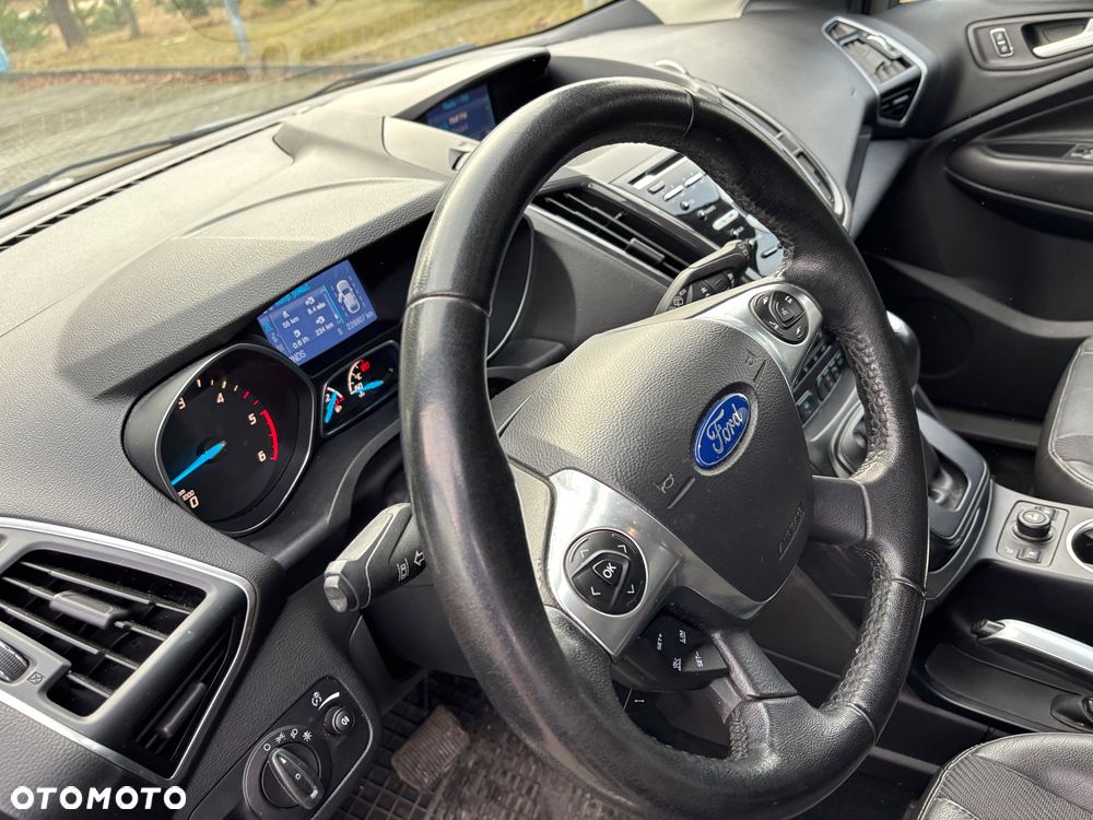 Ford Kuga 2.0 TDCi 4x4 Individual - 31