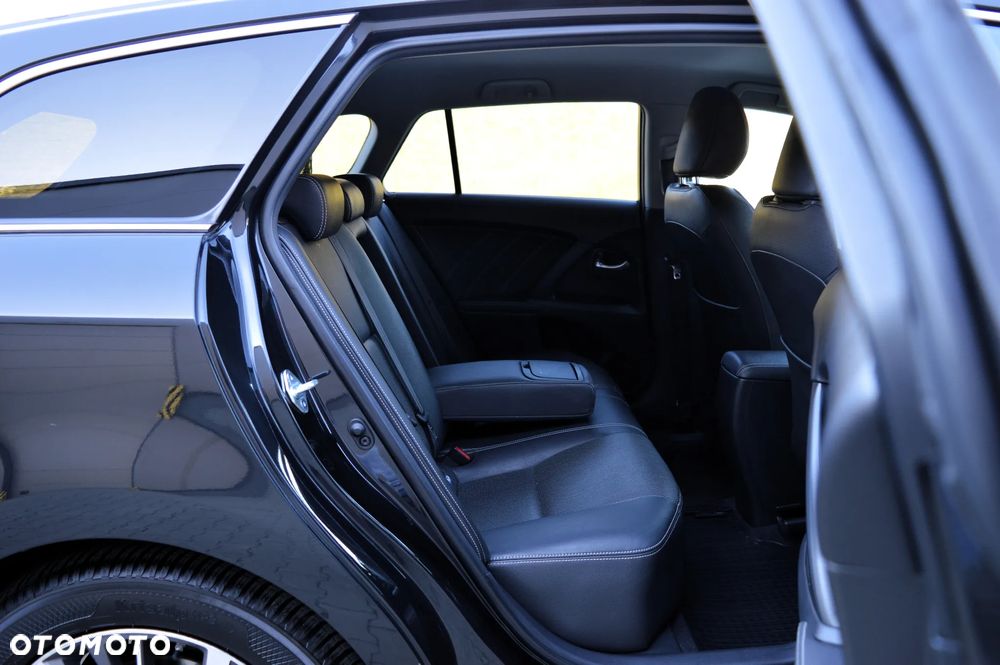 Toyota Avensis 2.0 Prestige MS - 12