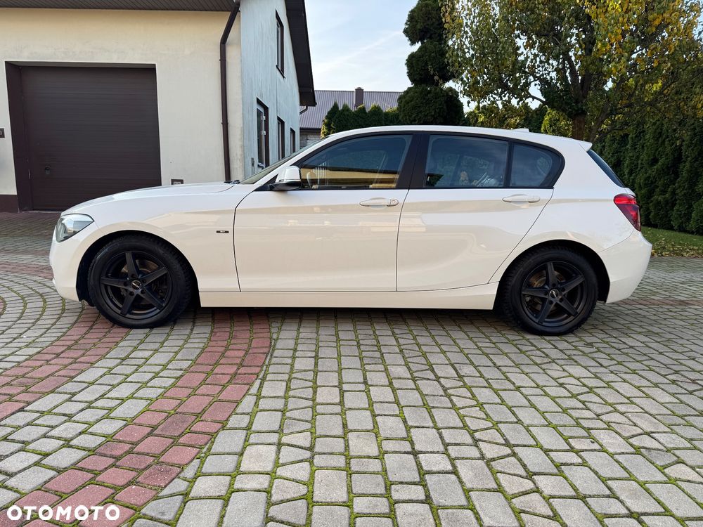 BMW Seria 1 118i Sport Line - 26