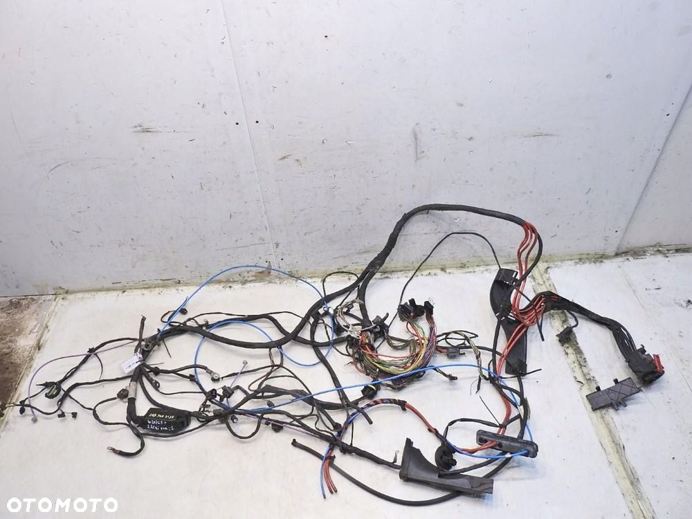 WIĄZKA INSTALACJA KOMORY SILNIKA MERCEDES W203 2.2 CDI 2035407135 - 11