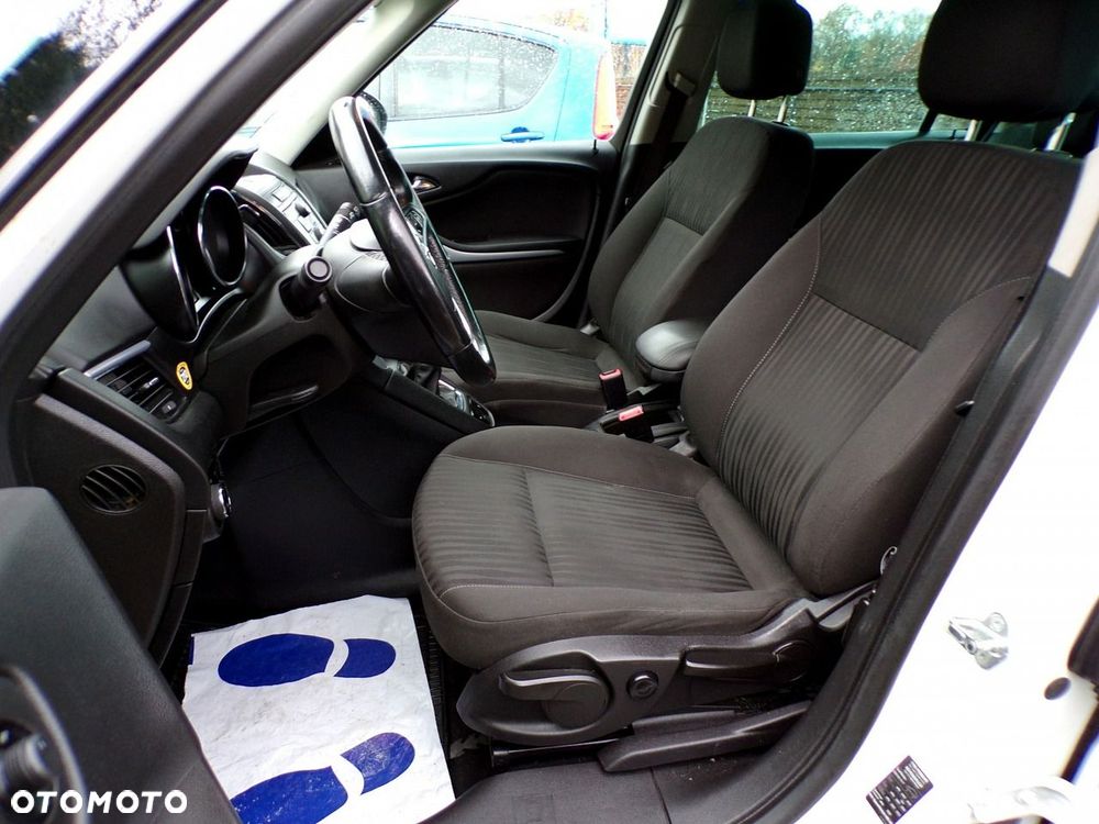 Opel Zafira - 19