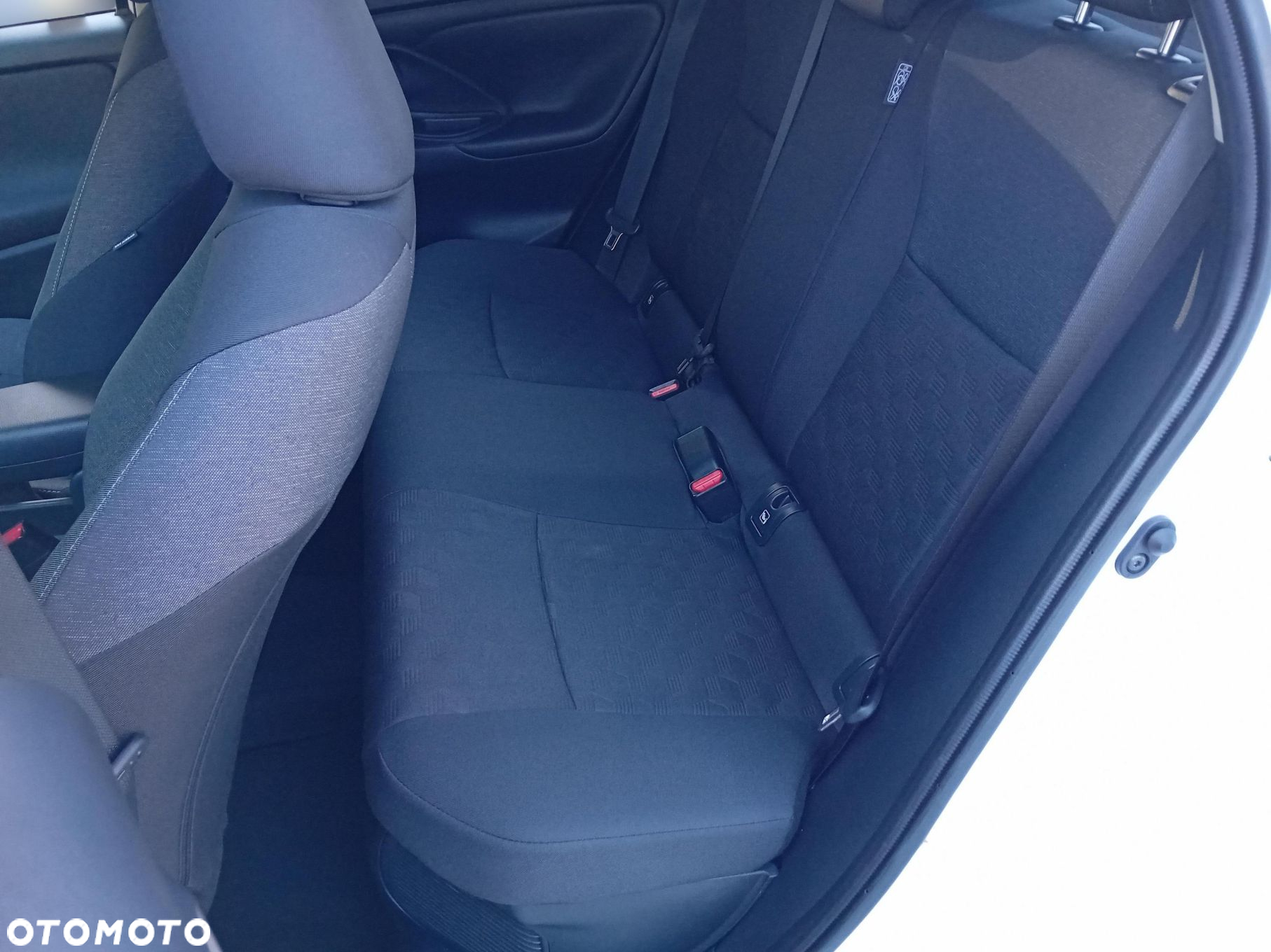 Toyota Yaris Hybrid 1.5 Style - 15