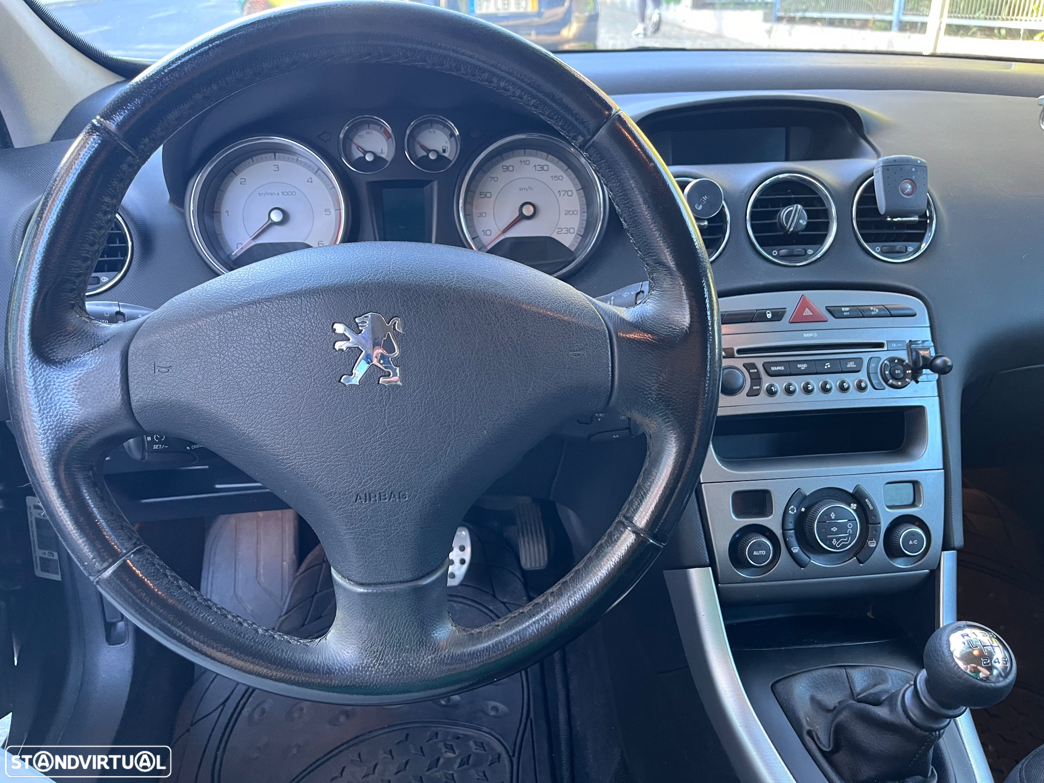Peugeot 308 1.6 HDi Sport - 8