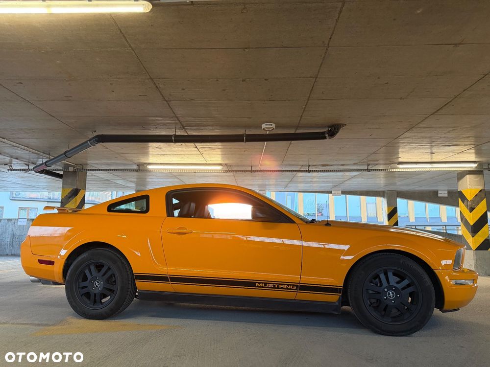 Ford Mustang - 23