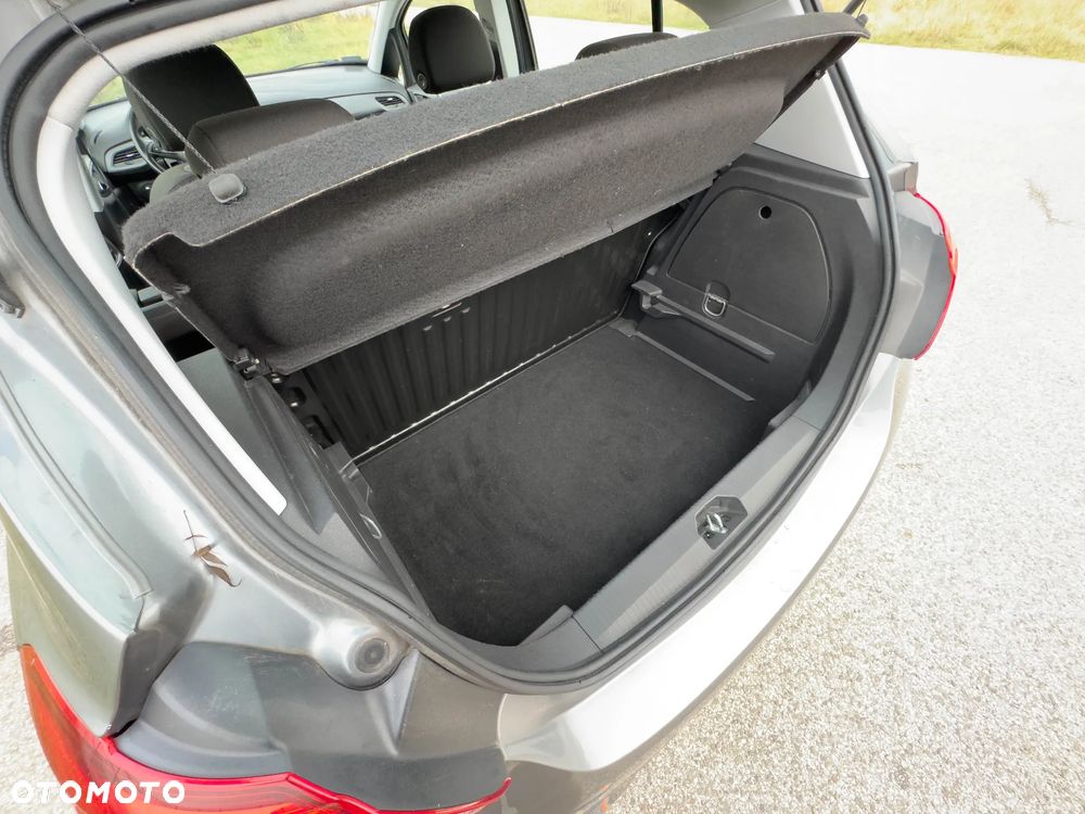 Opel Corsa 1.4 Enjoy - 19