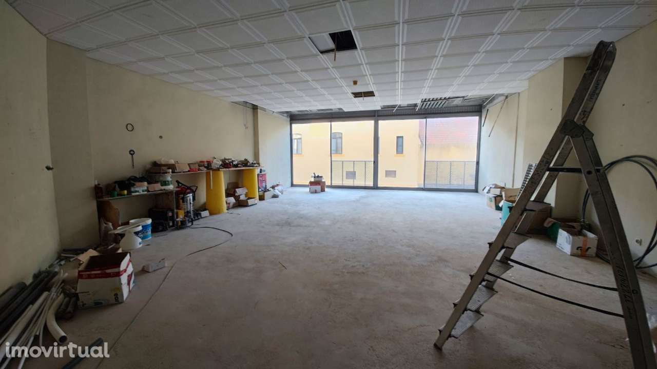 Loja para comerciço serviços. Bairro Novo. Figueira da Foz - Grande imagem: 2/11