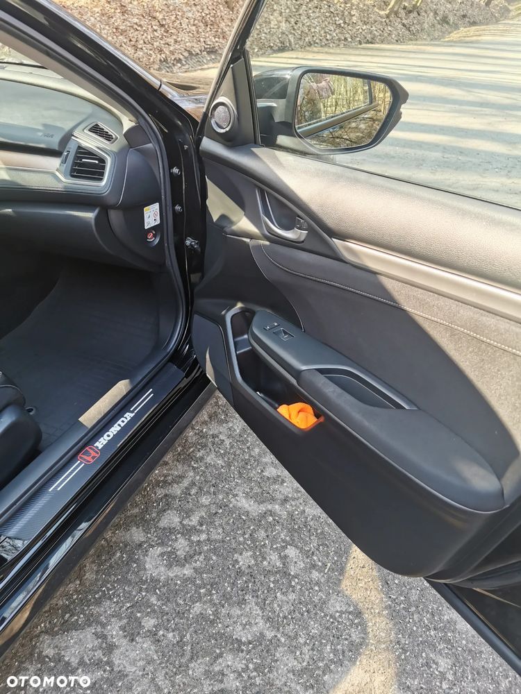 Honda Civic 1.5 T Elegance - 17