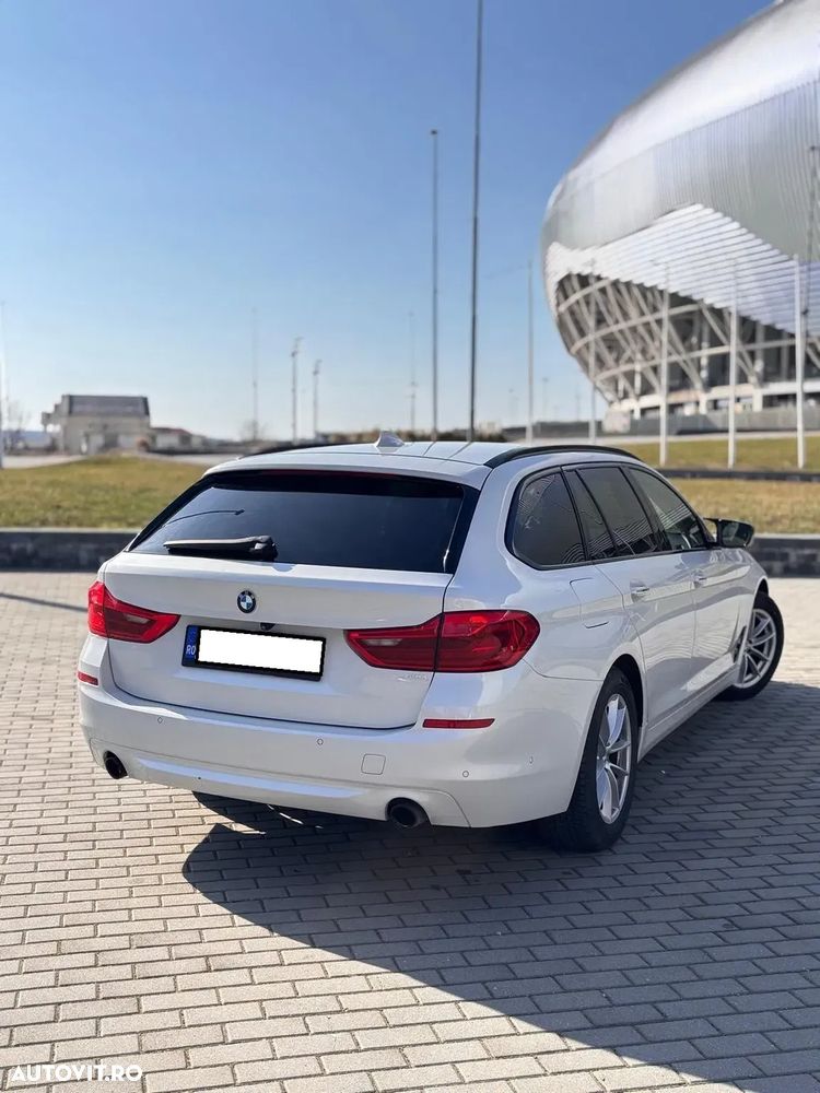 BMW Seria 5 520d Aut. Luxury Line - 5