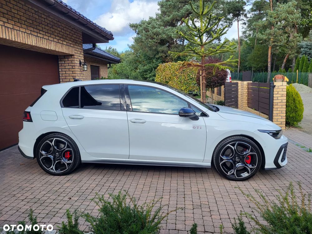 Volkswagen Golf ver-viii-2-0-tsi-gti-dsg - 2