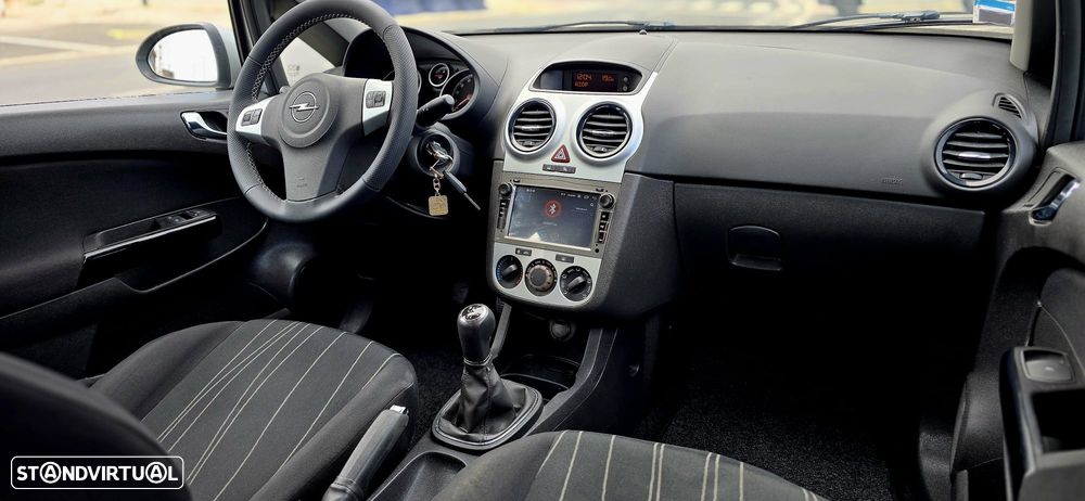 Opel Corsa - 9