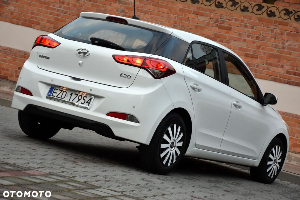 Hyundai I20 2017 photo 4