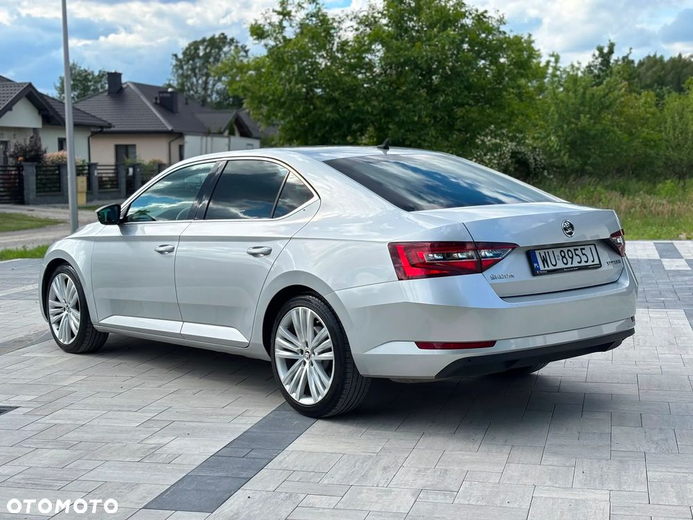 Skoda Superb 2.0 TDI Style - 11