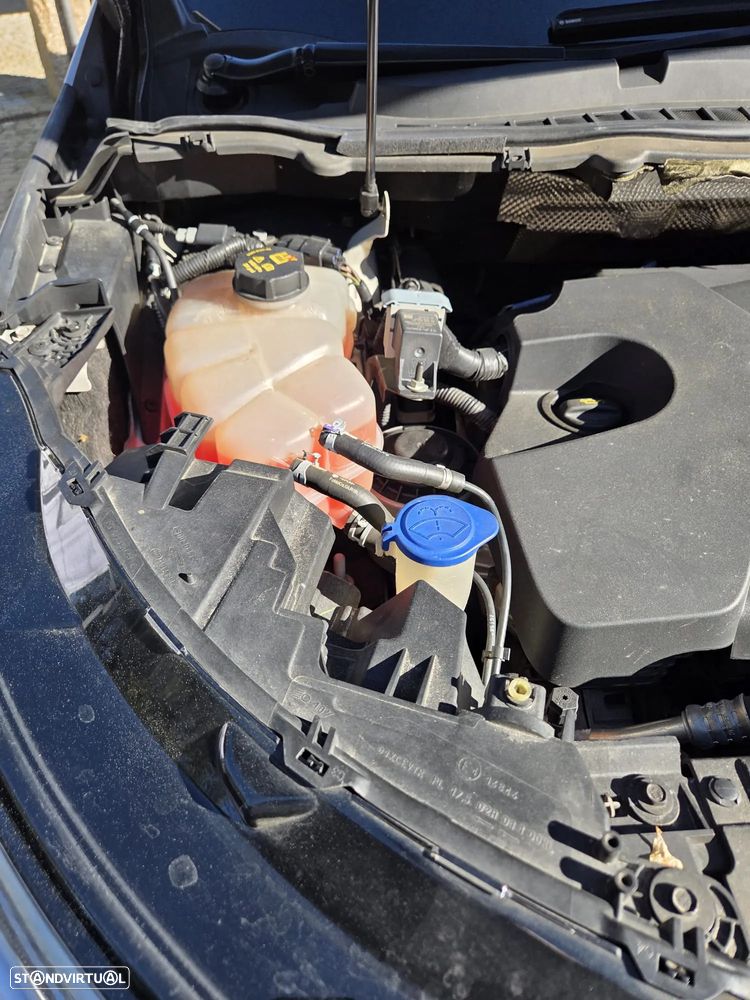 Ford Edge 2.0 TDCi Titanium - 17