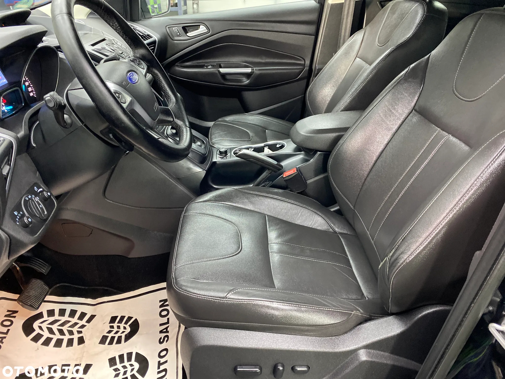 Ford Kuga 2.0 TDCi 4WD Titanium Plus - 11
