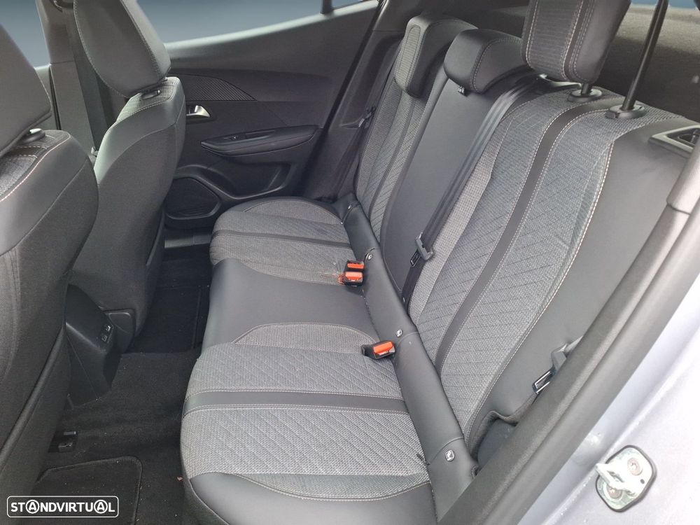 Peugeot 2008 1.2 Hybrid Active e-DCS6 - 14