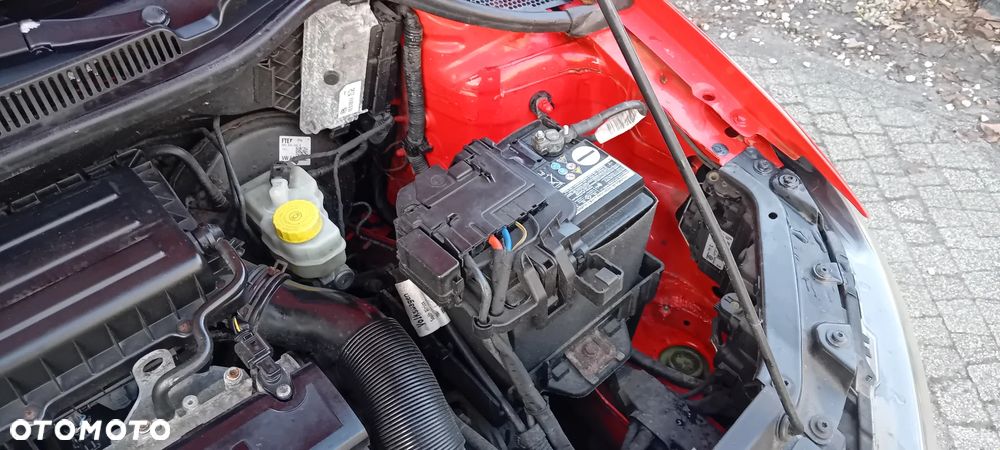 Volkswagen Polo 1.4 Comfortline - 26