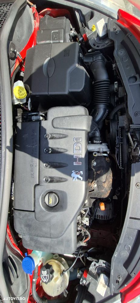 Peugeot 207 - 15