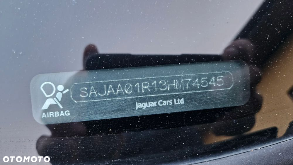 Jaguar S-Type 4.2 V8 - 14