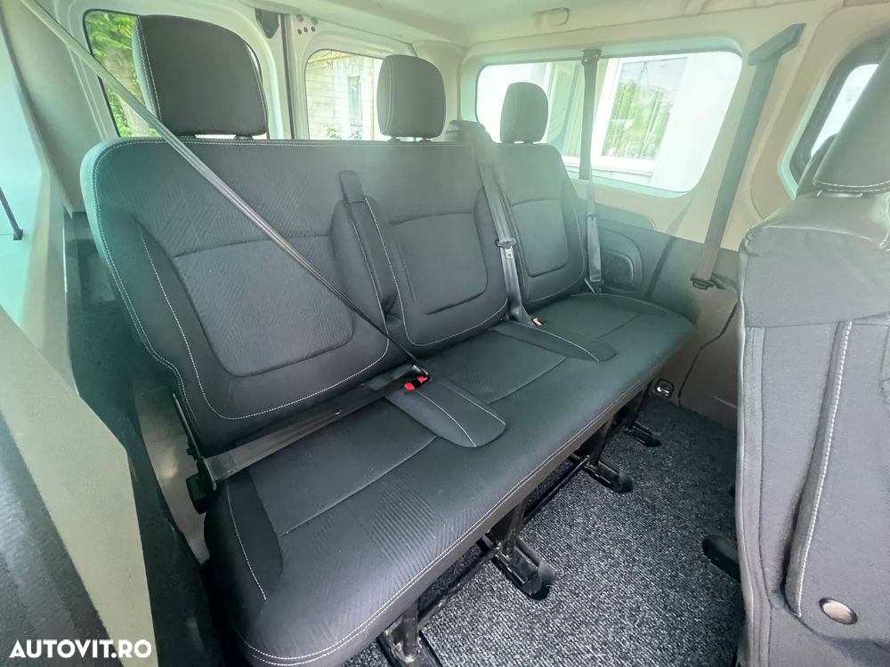 Renault Trafic Combi 2.0 Blue dCi 150 S&S L2 8+1 Zen - 9
