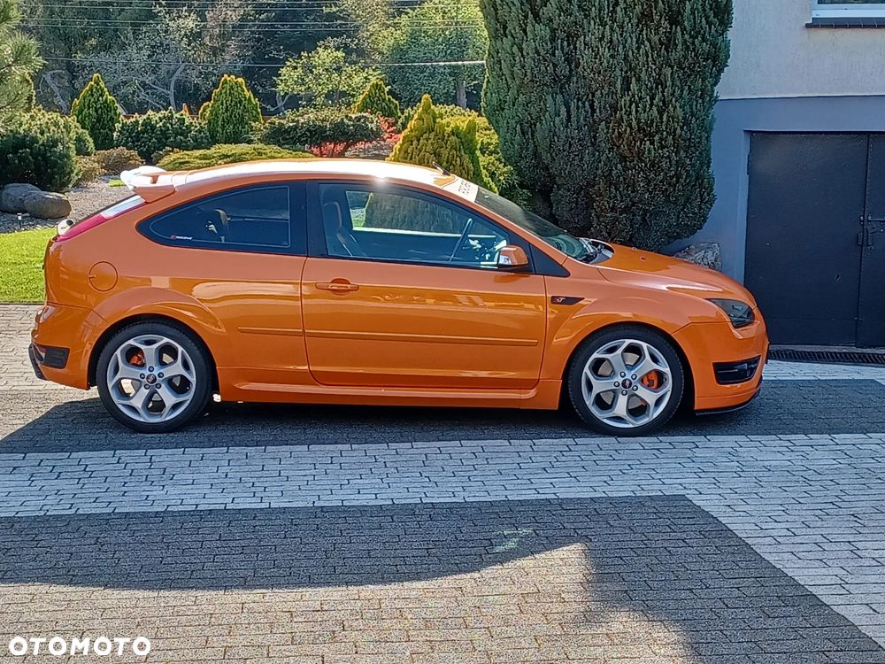 Ford Focus 2.5 ST - 6