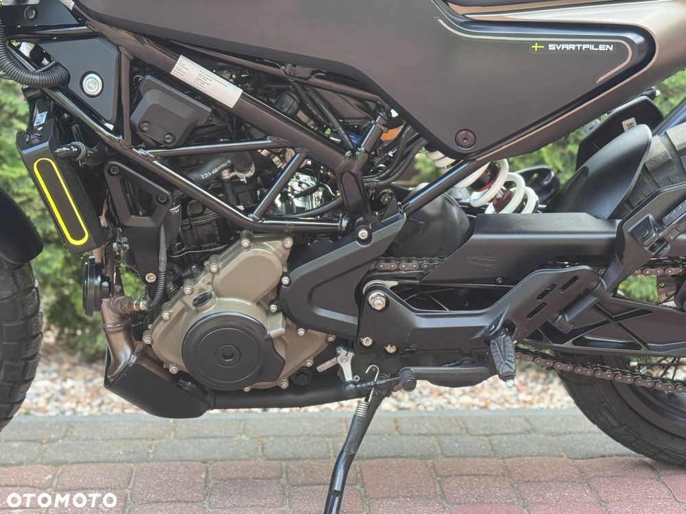Husqvarna Svartpilen - 16