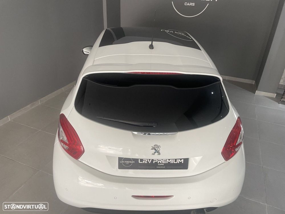 Peugeot 208 1.6 e-HDi Allure - 8