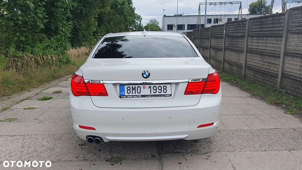BMW Seria 7 730d Blue Performance - 10