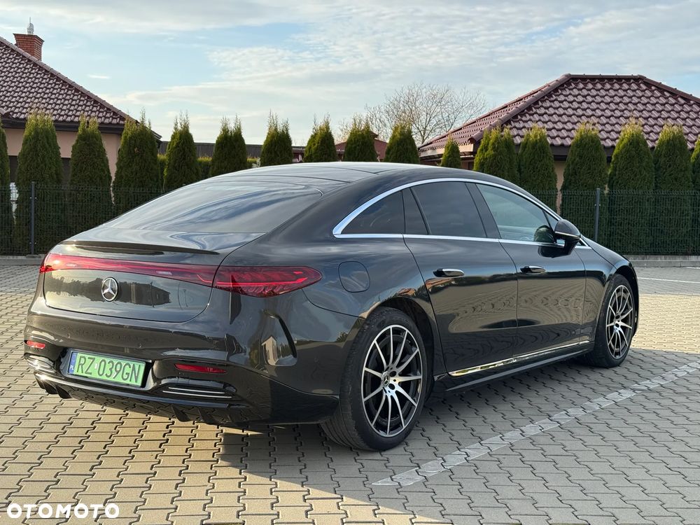 Mercedes-Benz EQS - 9